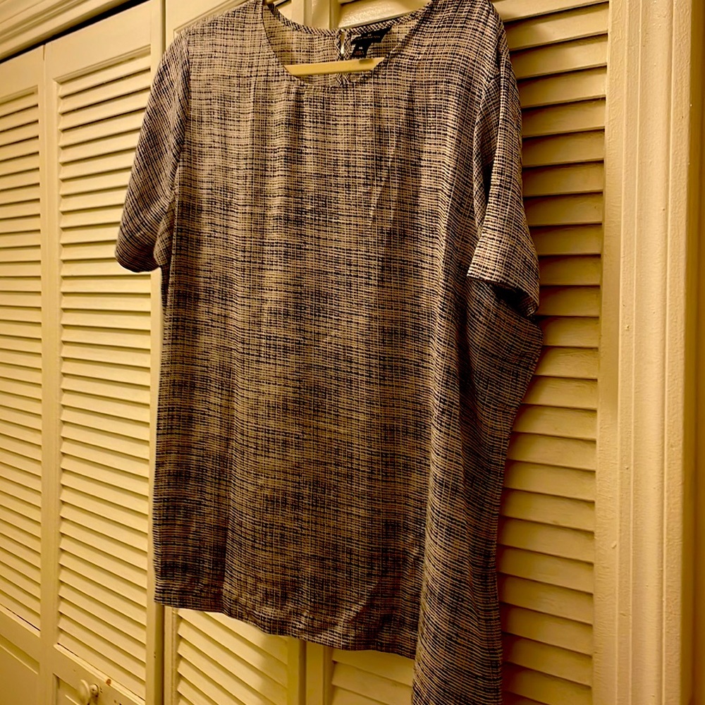 Women tops